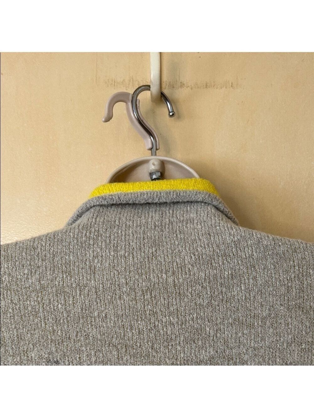 Jin Collection Gray and Yellow Women's Cardigan size S - Picture 8 of 11